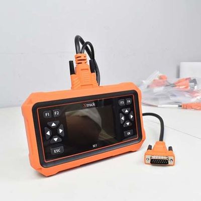 Strumento diagnostico per moto Xtruck M1 con dati Freeze Frame, adattamento e ripristino dell'acceleratore e guida alla risoluzione dei problemi